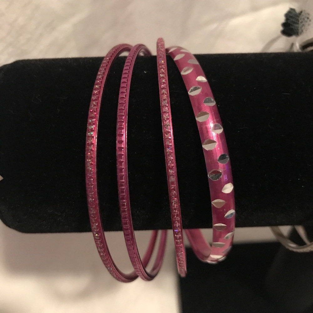 Set of 4 Pink bracelet